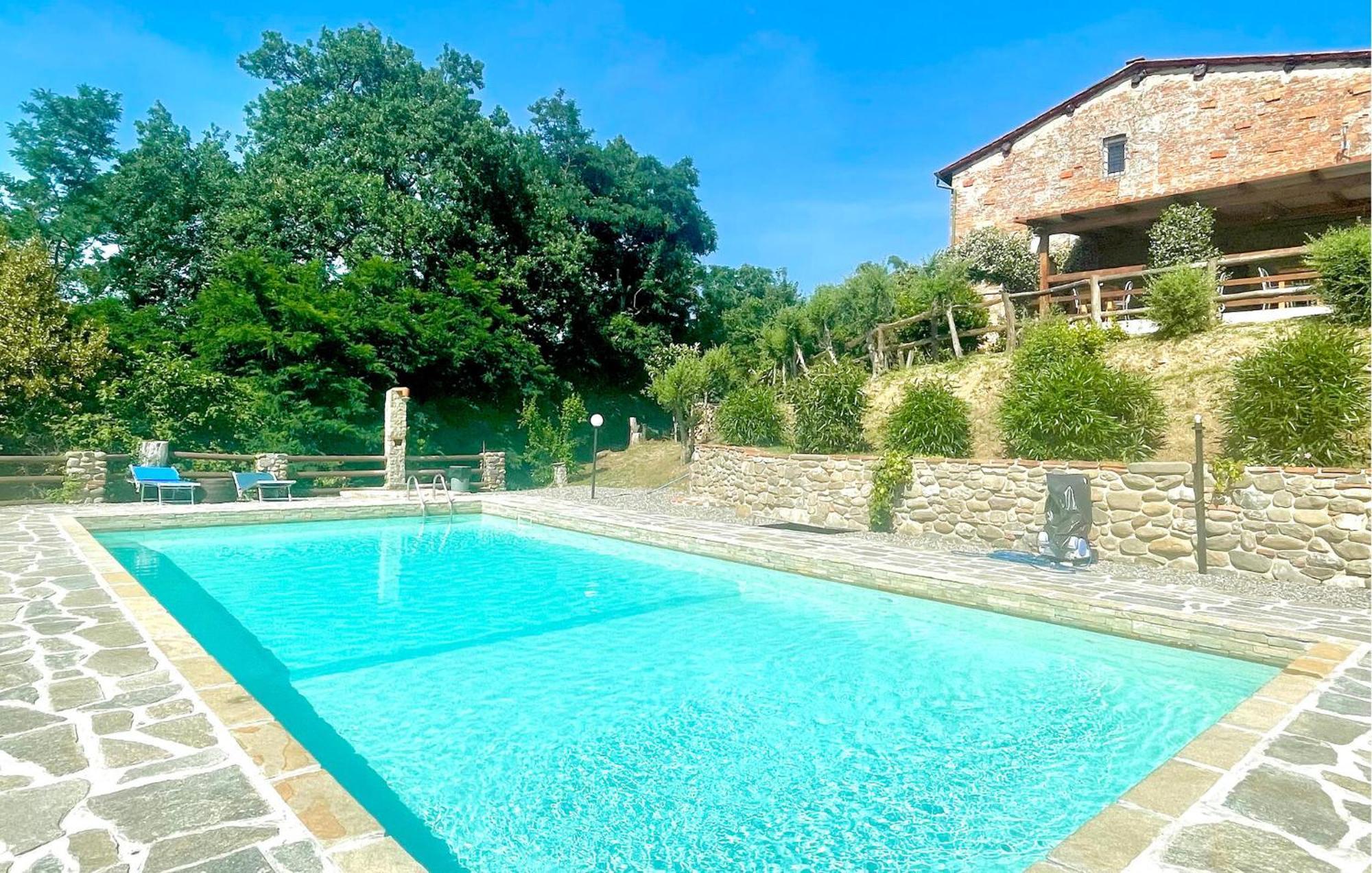 Alloro 1 Montecarlo Bagian luar foto